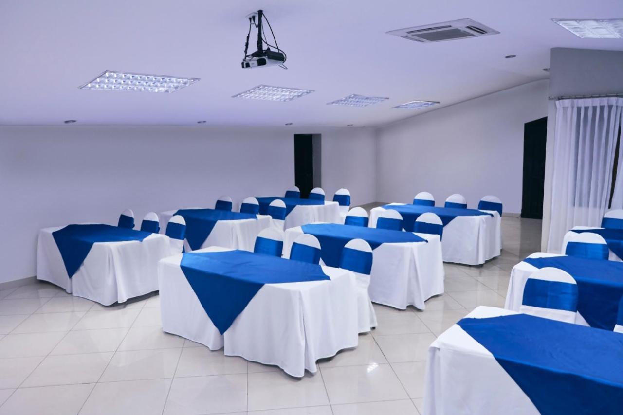 טגוסיגלפה Hotel Alameda מראה חיצוני תמונה