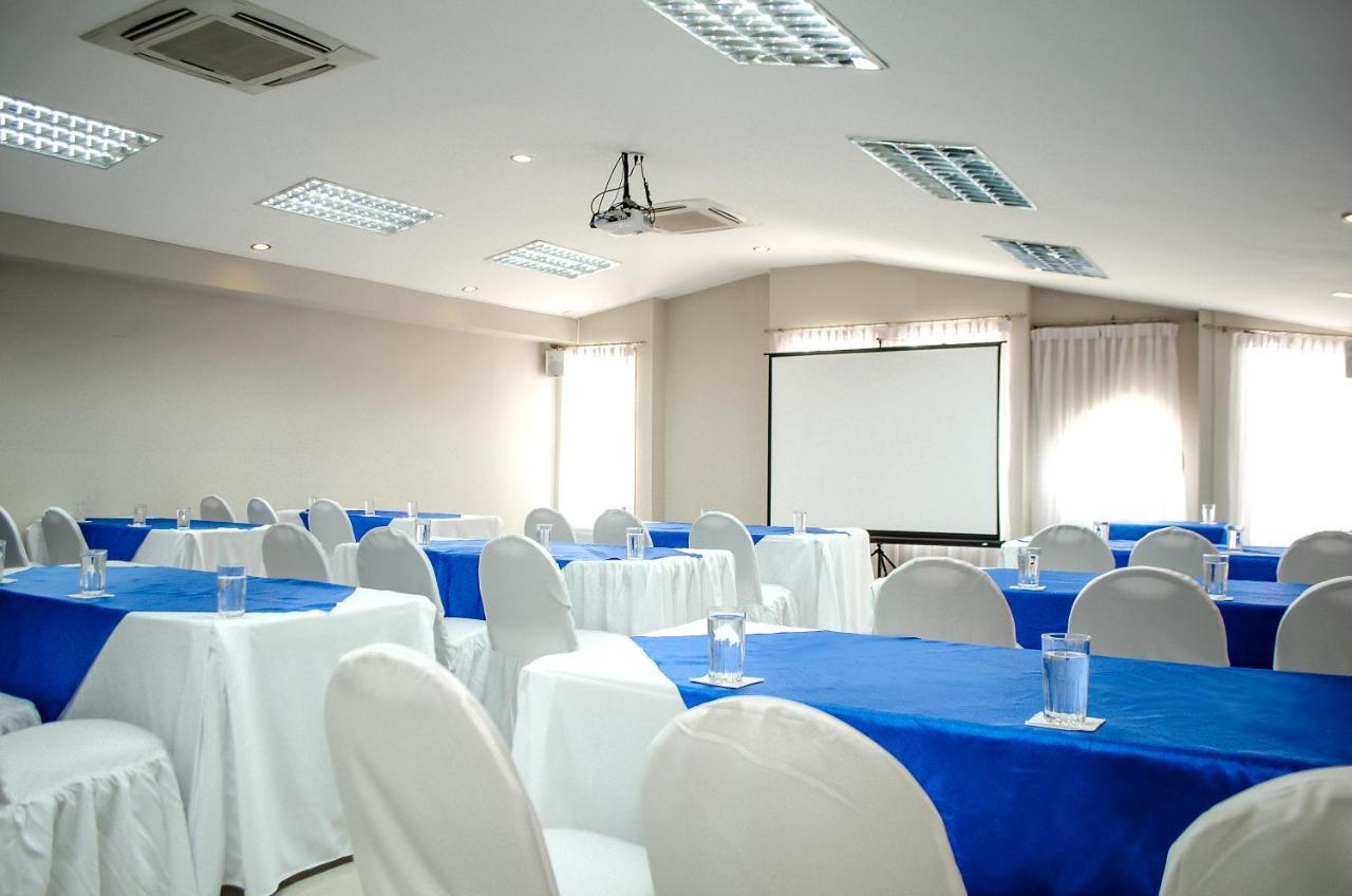 טגוסיגלפה Hotel Alameda מראה חיצוני תמונה