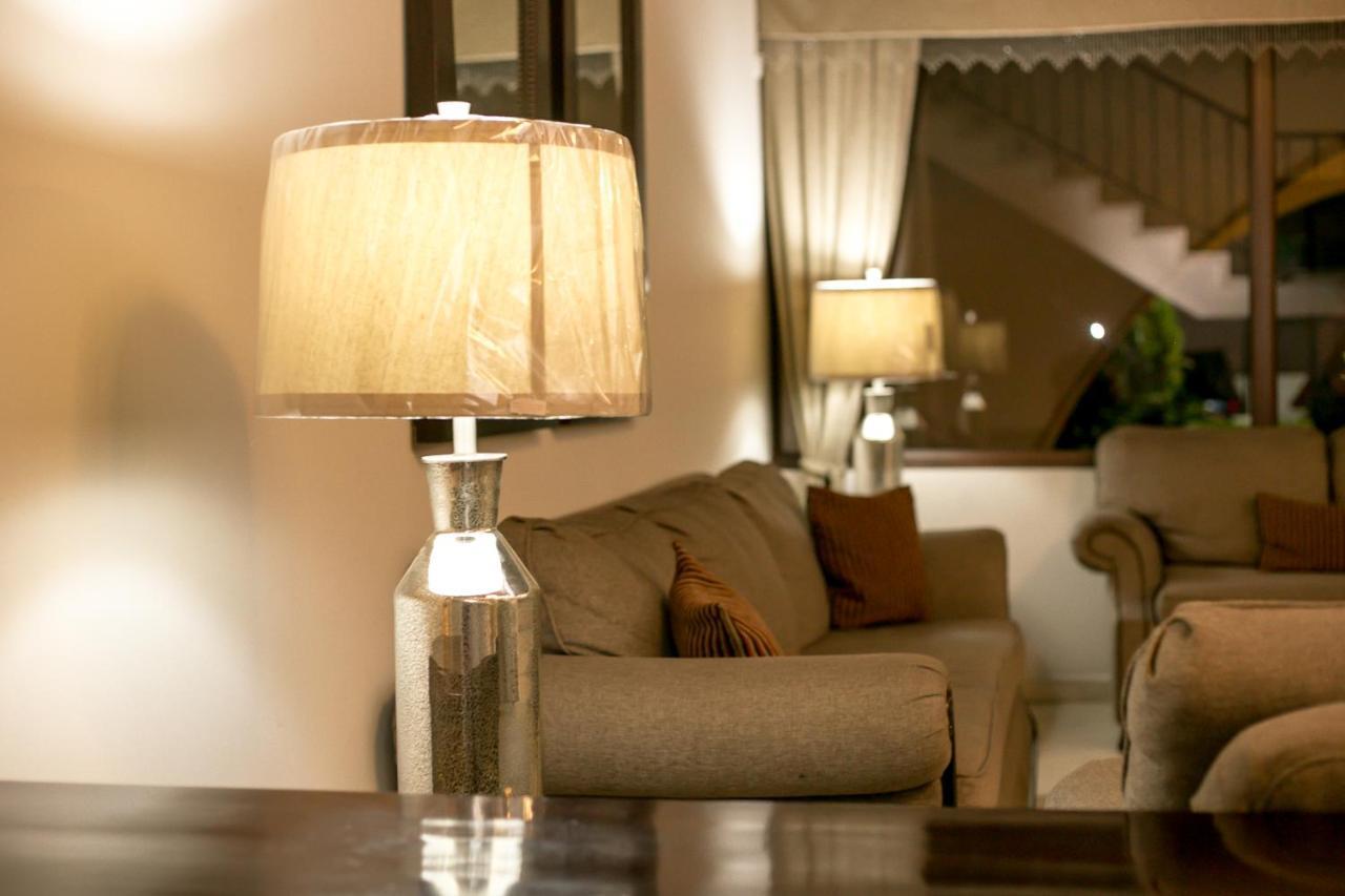 טגוסיגלפה Hotel Alameda מראה חיצוני תמונה
