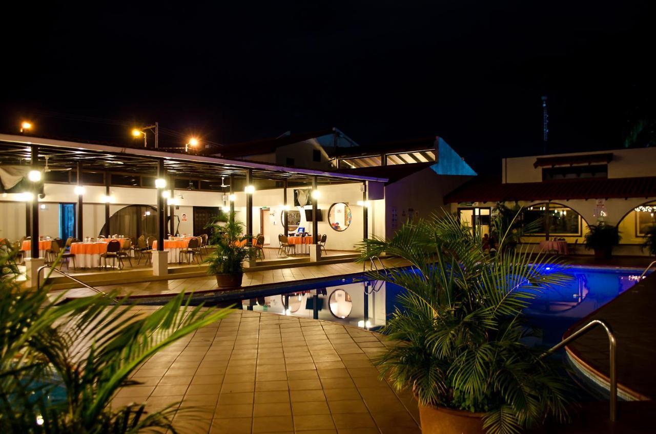 טגוסיגלפה Hotel Alameda מראה חיצוני תמונה