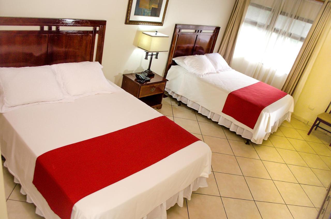 טגוסיגלפה Hotel Alameda מראה חיצוני תמונה